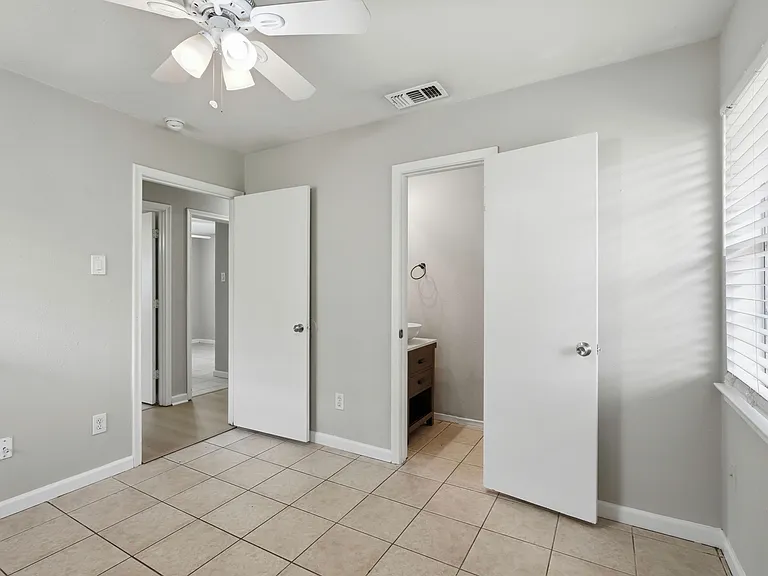 2607 Clearview Cir — Photo 11