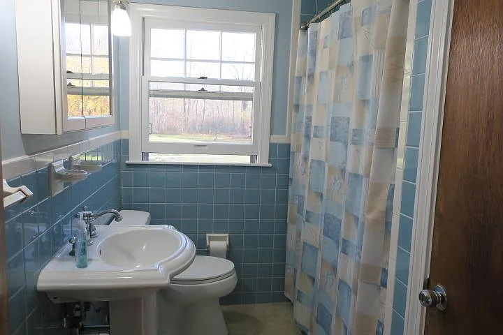 524 Wallis Rd — Photo 21