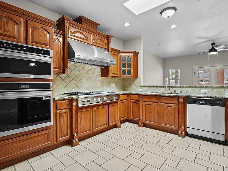 3820 Tierra Tania Pl — Photo 19