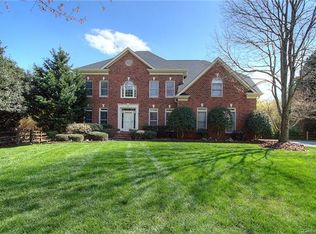 10207 Wildbracken Ct, Charlotte, NC 28210