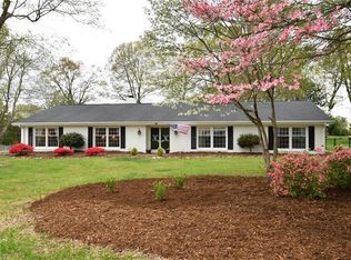 350 Fielding Dr, Kernersville, NC 27284
