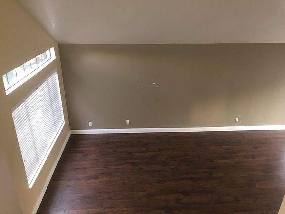 5th image of 2120 Largo Ct