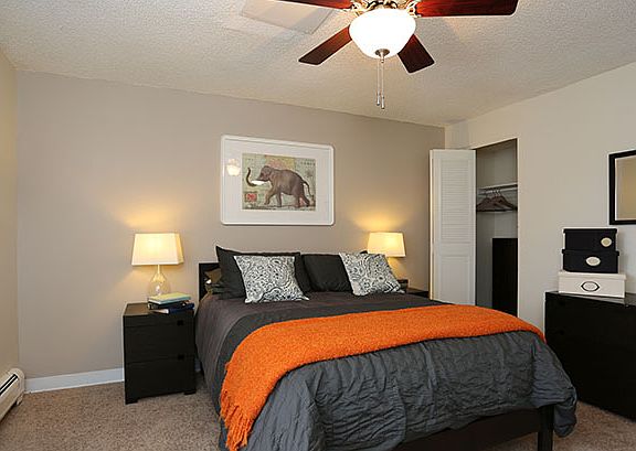 5th image of 1001 S Havana St APT 101