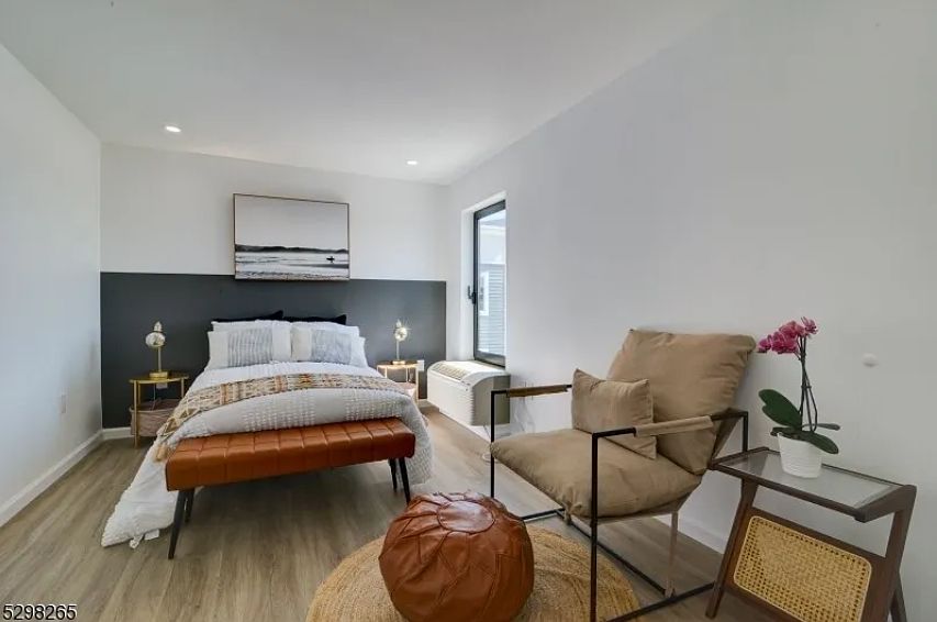 1st image of 556.5 Market St #3AB