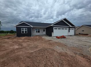 W5668 Tonys Way, Appleton, WI 54915