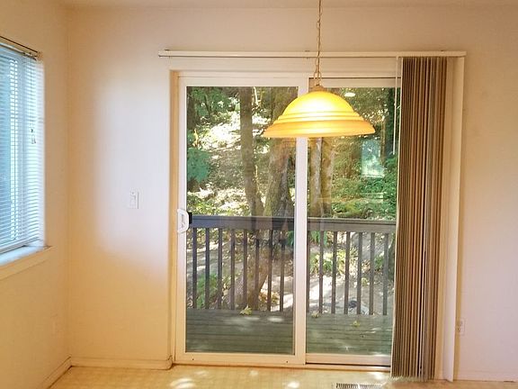 4th image of 13200 SW Hidden Creek Pl