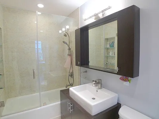 Rented by Level Group | media 8