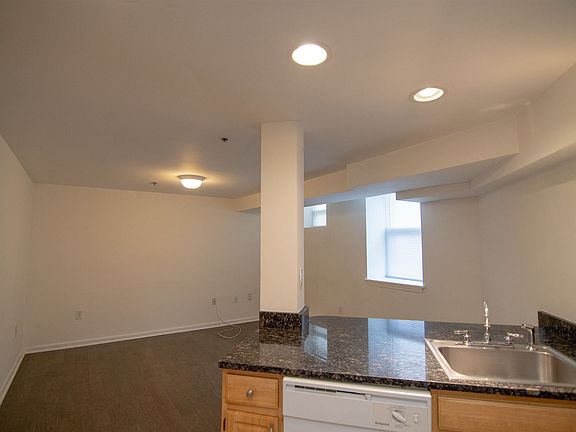 108 Jersey St. #A Boston (Fenway) Unit Photo 3