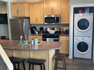 865 9th St #3A, Arcata, CA 95521