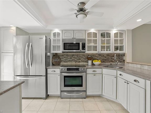 2nd image of 601 Augusta BLVD #601-4