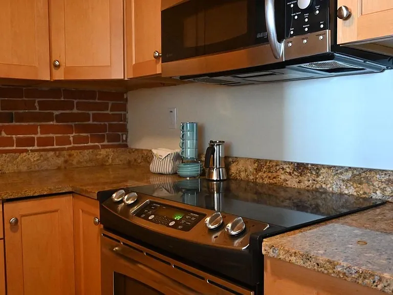 50 N Front St #56 — Photo 9