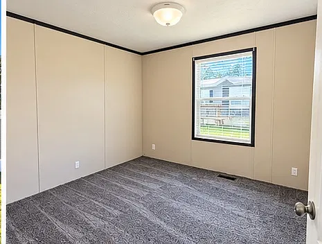 3 bed, 1012 sqft, $950 — Photo 2