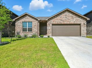 8009 Gangway Dr, Fort Worth, TX 76179
