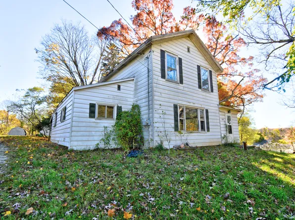 226 Church St, Hubbardston, MI 48845