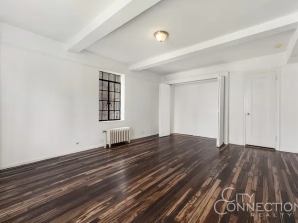 45 Tudor City Place image 5 of 12