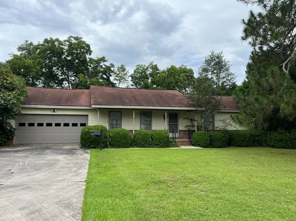 2604 Northfield Rd, Tifton, GA 31793