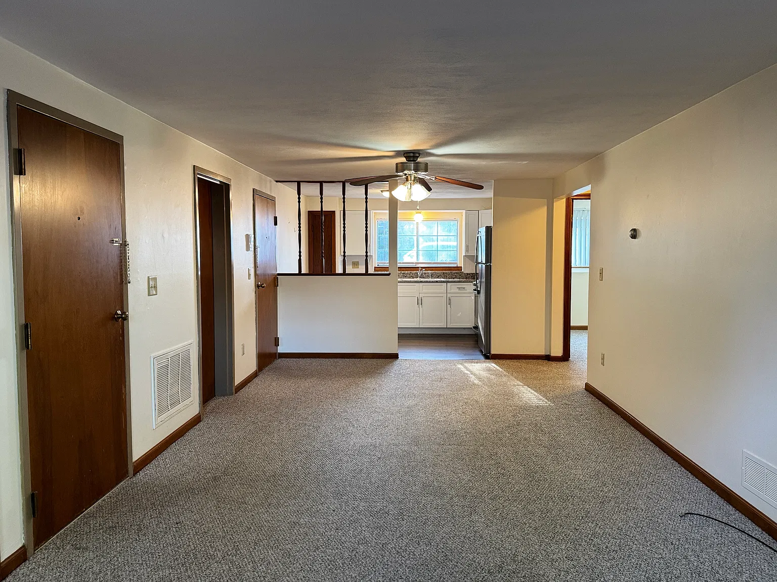 182 Chenango Ave — Photo 3