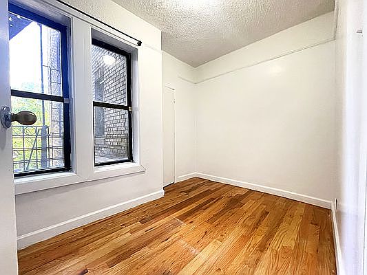 3rd image of 106 Convent Ave #90