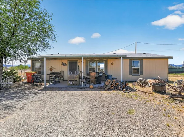 5146 W Burro Dr, Golden Valley, AZ 86413