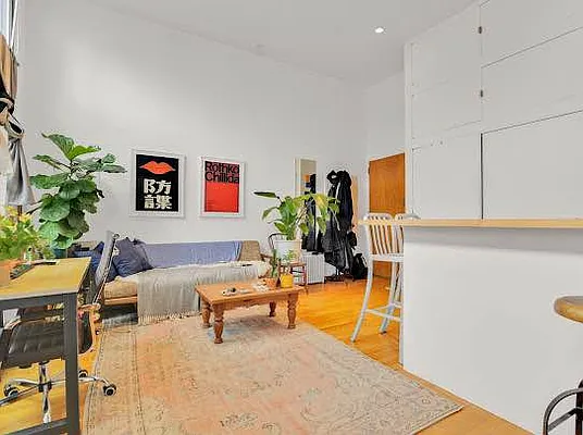 Rented by Weichert Properties - NYC | media 6