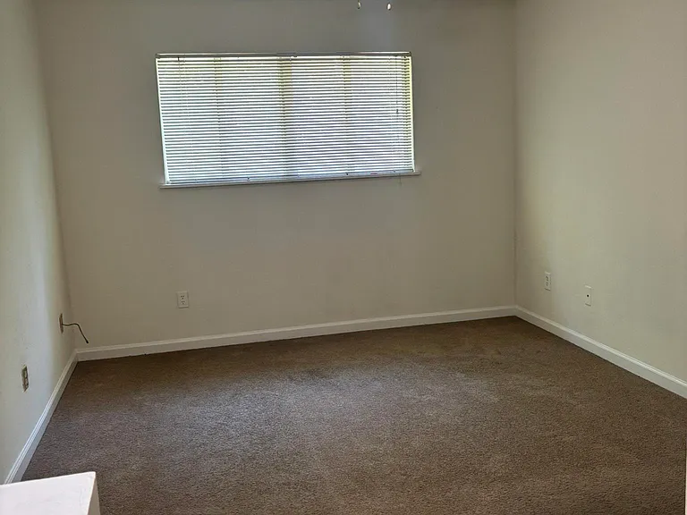 6169 Greenon Ln — Photo 12