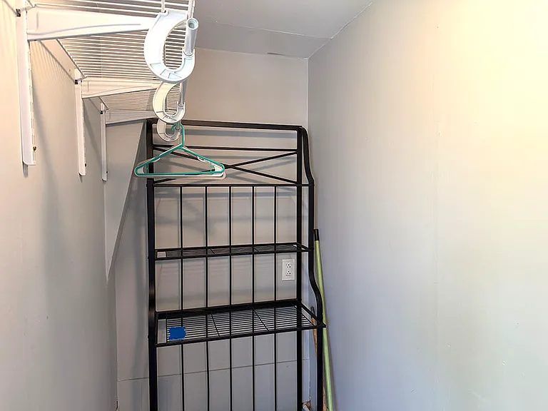 32 Nichols St #5 — Photo 19