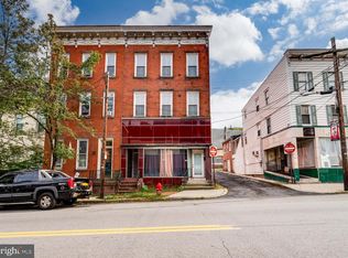 621 W Market St, Pottsville, PA 17901