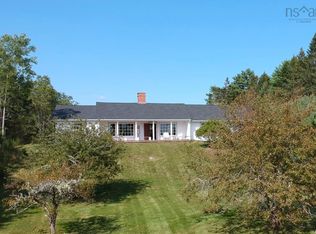 41 Eisnor Rd, Chester, NS B0J1K0