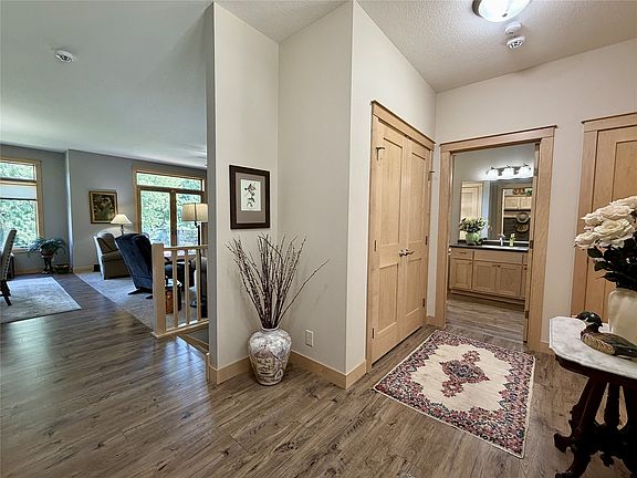 4th image of 2355 Mckinley Road
