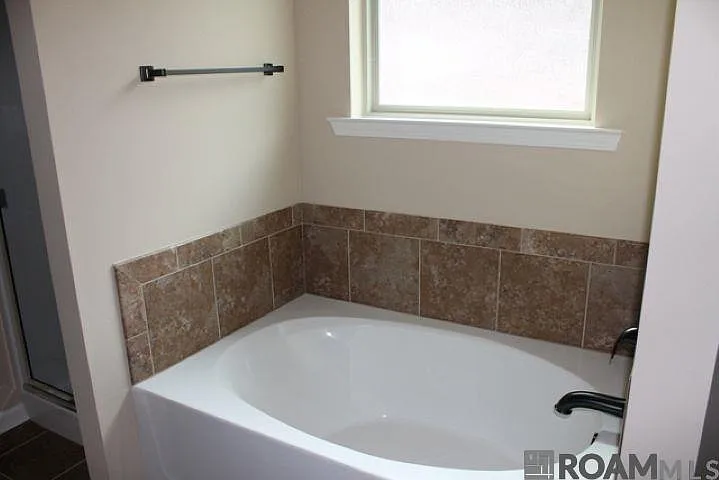 37237 Market Place Dr — Photo 13