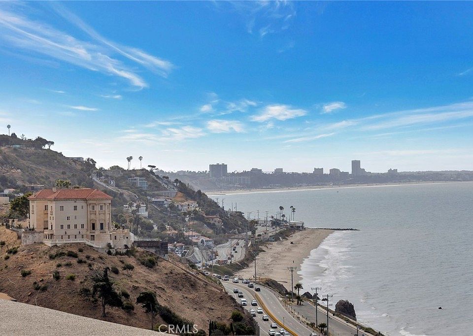 1st image of 18203 Coastline Dr APT 13