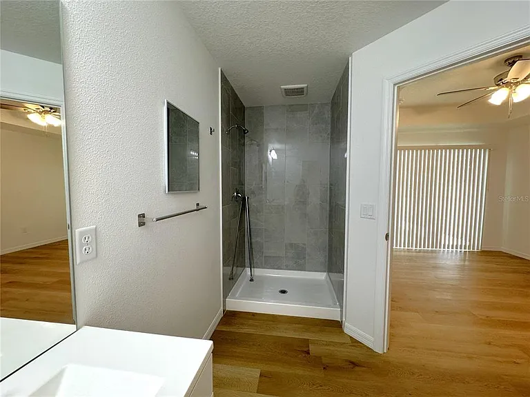 826 Birch Ave — Photo 18