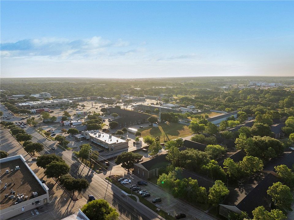 1st image of 2504 Texas Ave S
