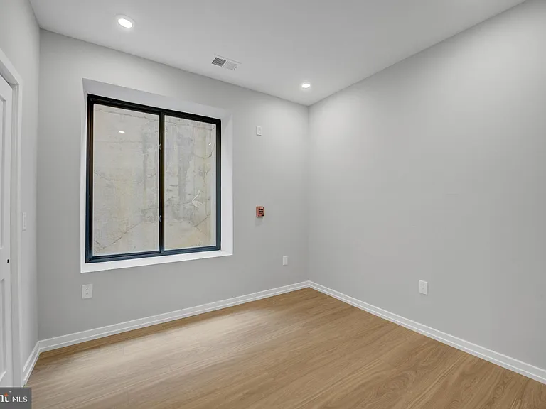 1205 S 15th St #1B — Photo 8