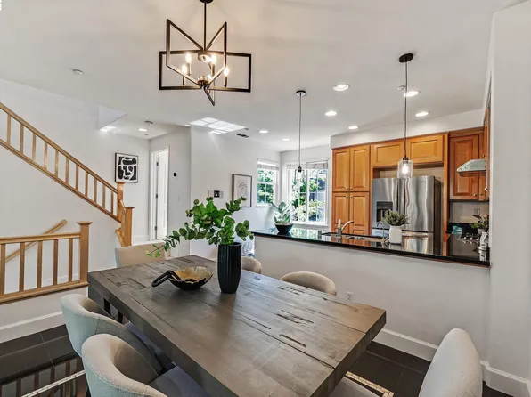 1013 Amber Ter, Union City, CA 94587
