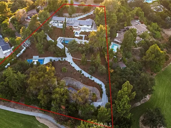 122 Patrician Way, Pasadena, CA 91105