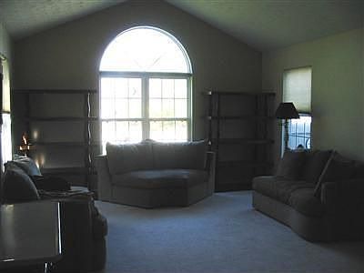 3rd image of 1100 N Jefferson St #U-d