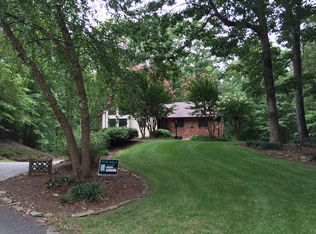 174 Birchwood Ct, Winston Salem, NC 27107