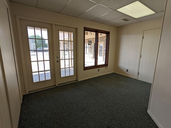 2nd image of 400 S Hoke Ave #6