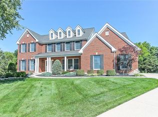 5418 Guinevere Ct, Weldon Spring, MO 63304