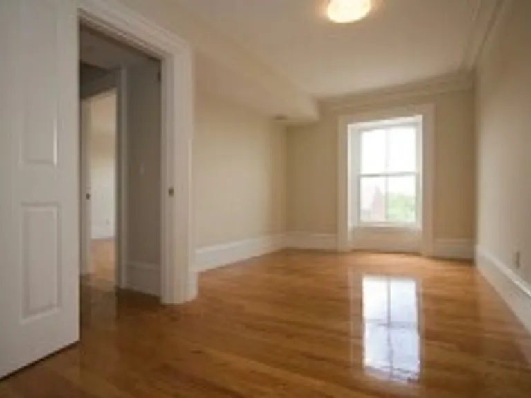 658 Mass Ave #5 — Photo 5