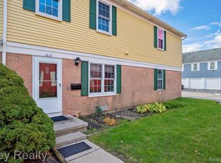 1612 Wingate Blvd, Ypsilanti, MI 48198