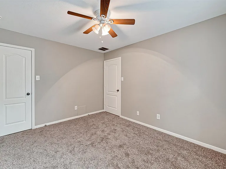 5403 Canyon Hollow Dr — Photo 37