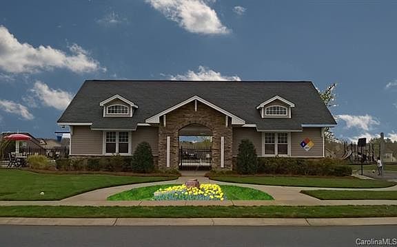 2nd image of 212 Harvest Farm Ct
