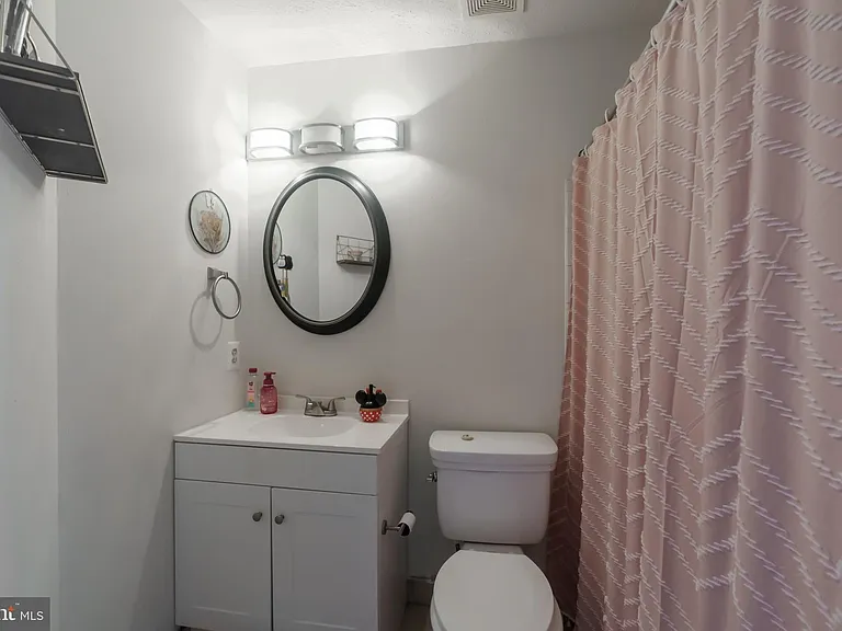 8329 Wades Way — Photo 19