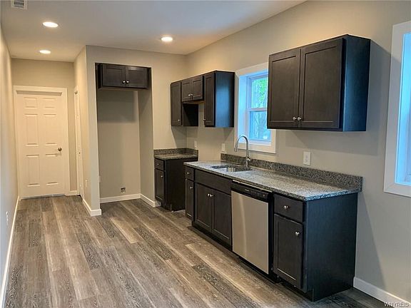 3rd image of 301 Payne Ave #3