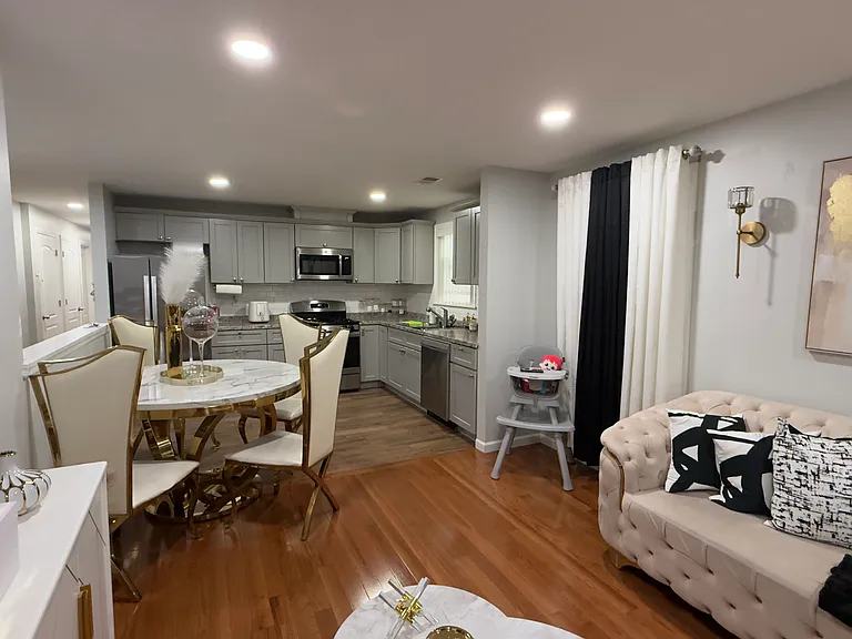 499 S 18th St #1 — Photo 4