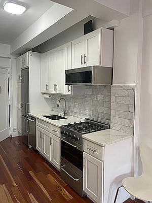 1st image of 433 W 34th St APT 16D