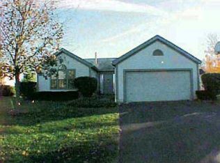 210 Timber Ridge Dr, Pickerington, OH 43147