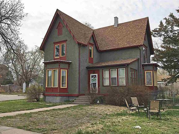 2nd image of 1402 W 4th St